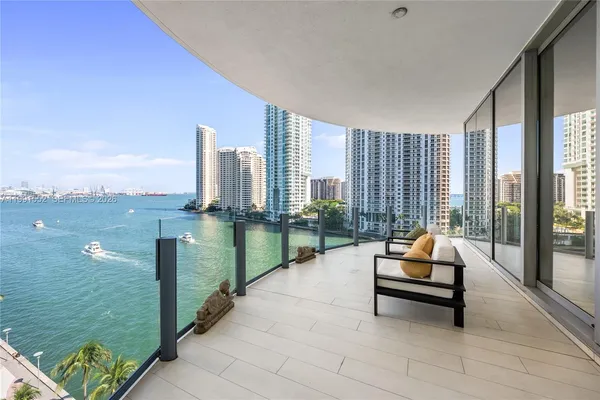 $45,000 | 300 Biscayne Blvd Way, Unit 901E, Miami, FL 33131