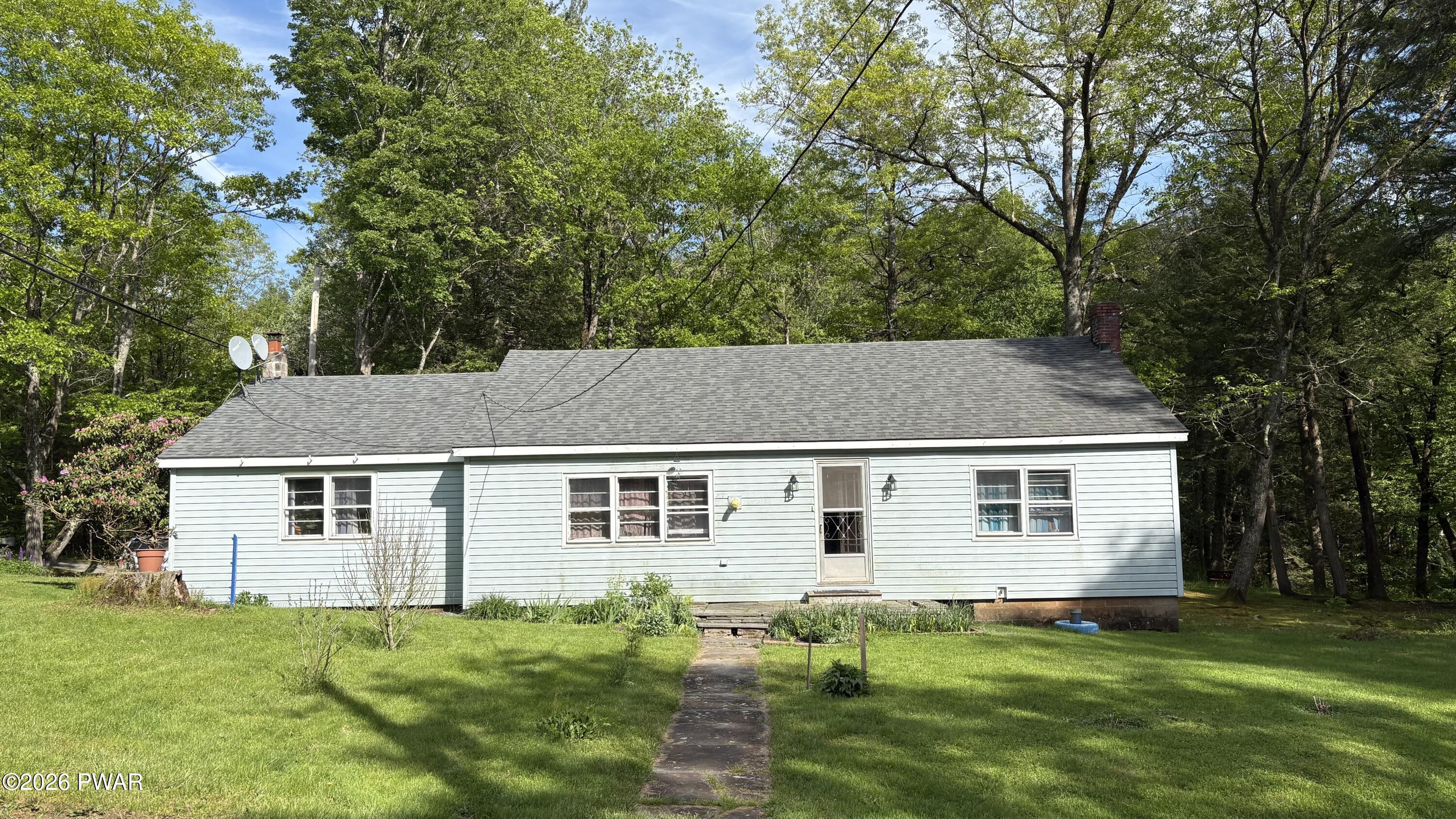 272 Boyce Road Damascus, PA 18415 - Photo 2 of 12