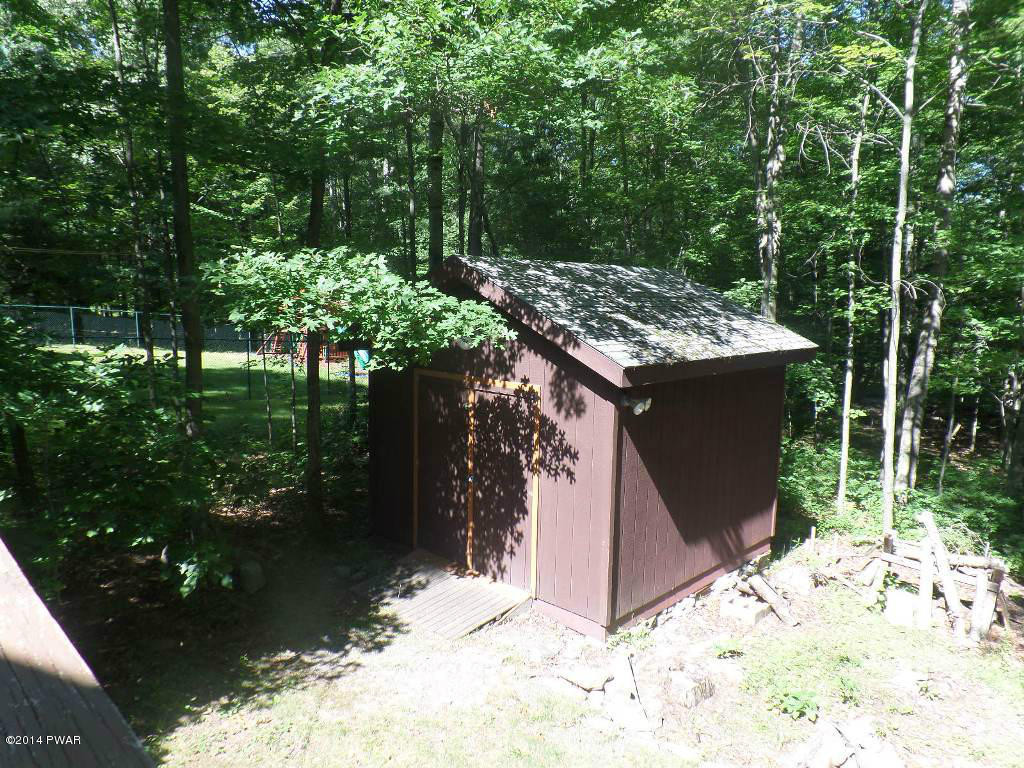 98 Aspen Ridge Hawley, PA 18428 - Photo 12 of 16 Gallery Image 12