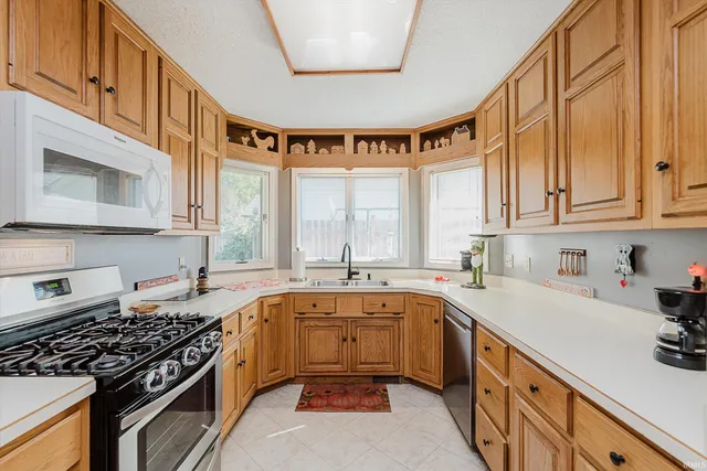 $314,900 | 4108 West Friar Drive, Muncie, IN 47304