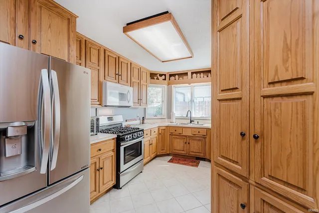 $314,900 | 4108 West Friar Drive, Muncie, IN 47304