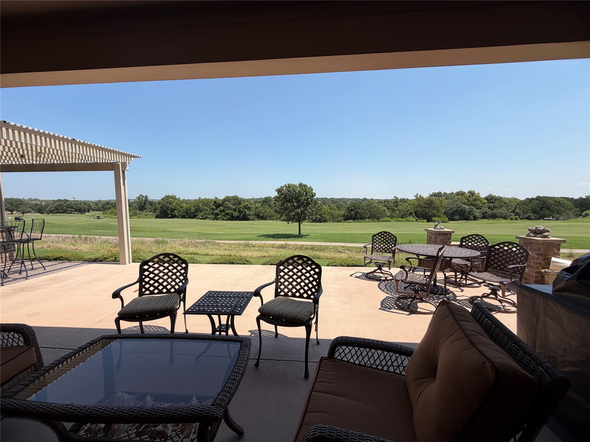 905 Shumard Peak Road Georgetown, TX 78633 - Photo 1 of 1 Covered patio