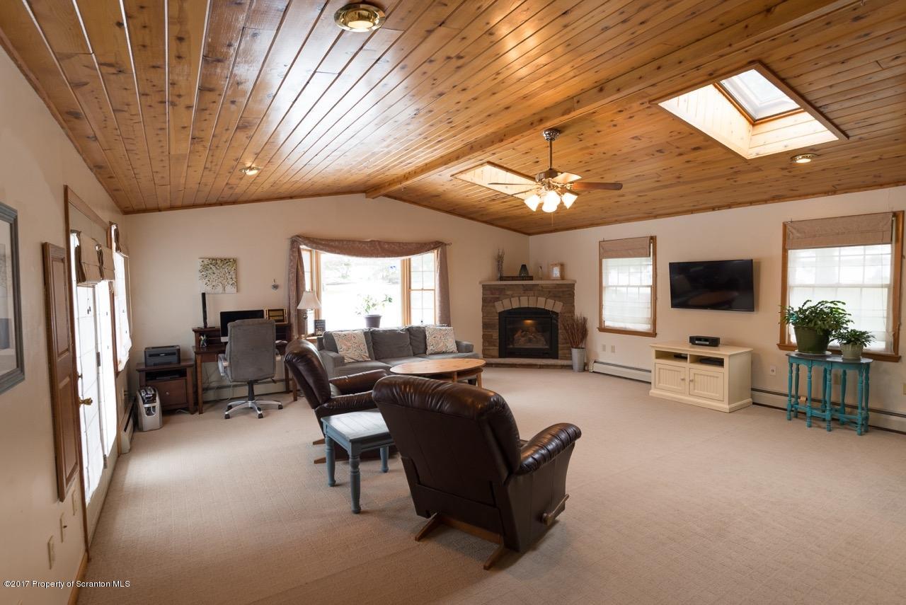 128 Welsh Hill Road Clarks Summit, PA 18411 - Photo 8 of 53 Gallery Image 8