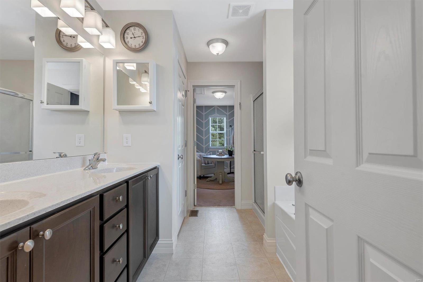 1322 Spring Lilly Drive High Ridge, MO 63049 - Photo 18 of 35