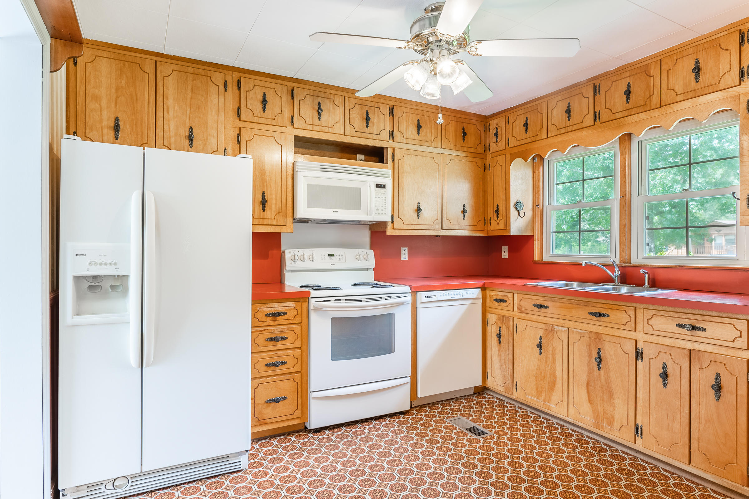 7114 Levi Road Hixson, TN 37343 - Photo 5 of 27 Levi-20