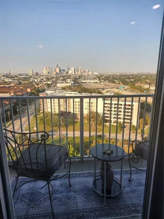 $300,000 | 5925 Almeda Road, Unit 11513, Houston, TX 77004