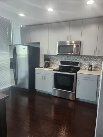 $300,000 | 5925 Almeda Road, Unit 11513, Houston, TX 77004