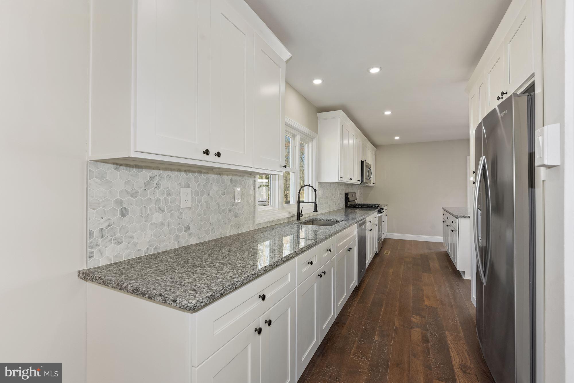 363 Holly Road Marlton, NJ 08053 - Photo 4 of 47 Granite Kitchen