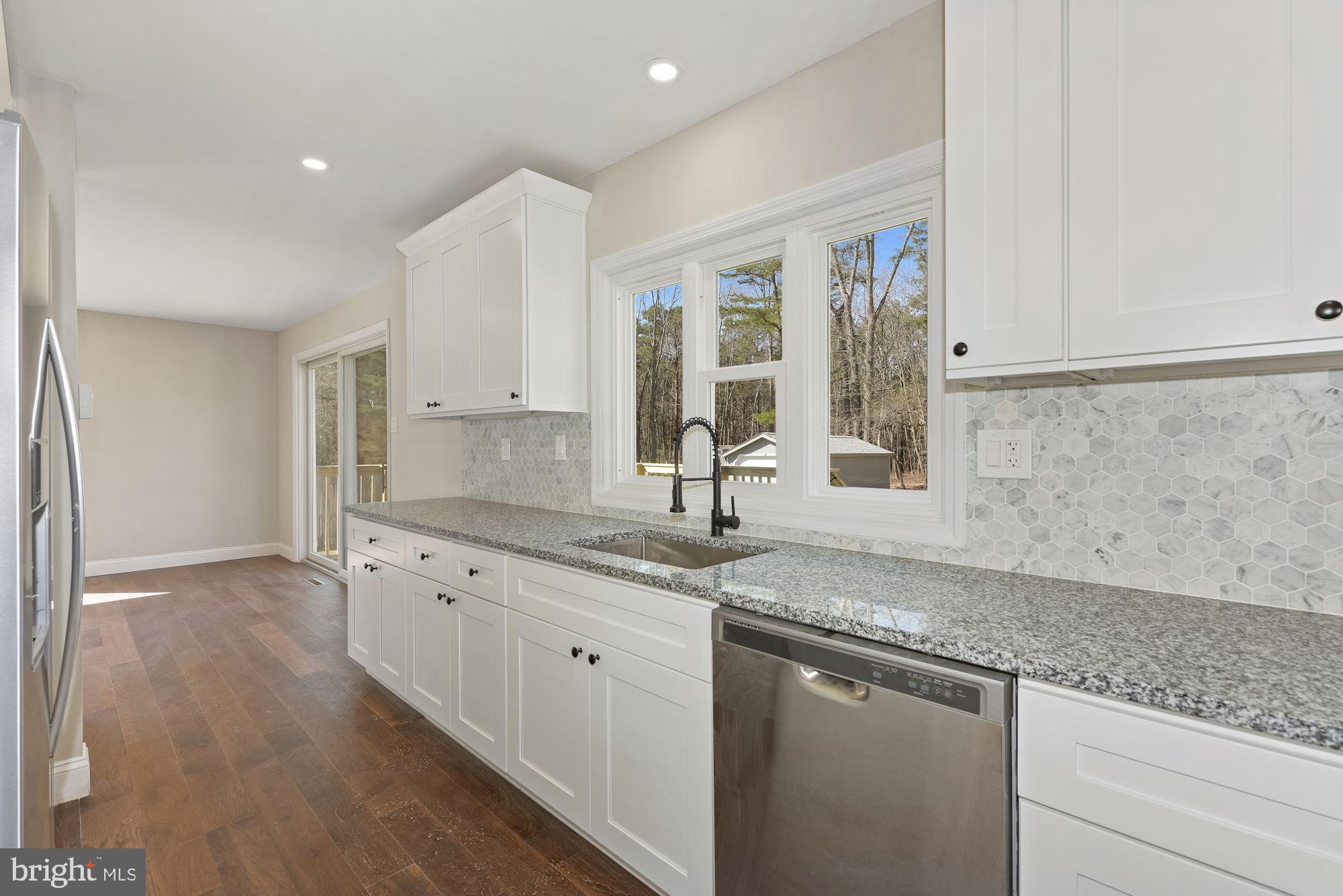 363 Holly Road Marlton, NJ 08053 - Photo 5 of 47 Granite Kitchen