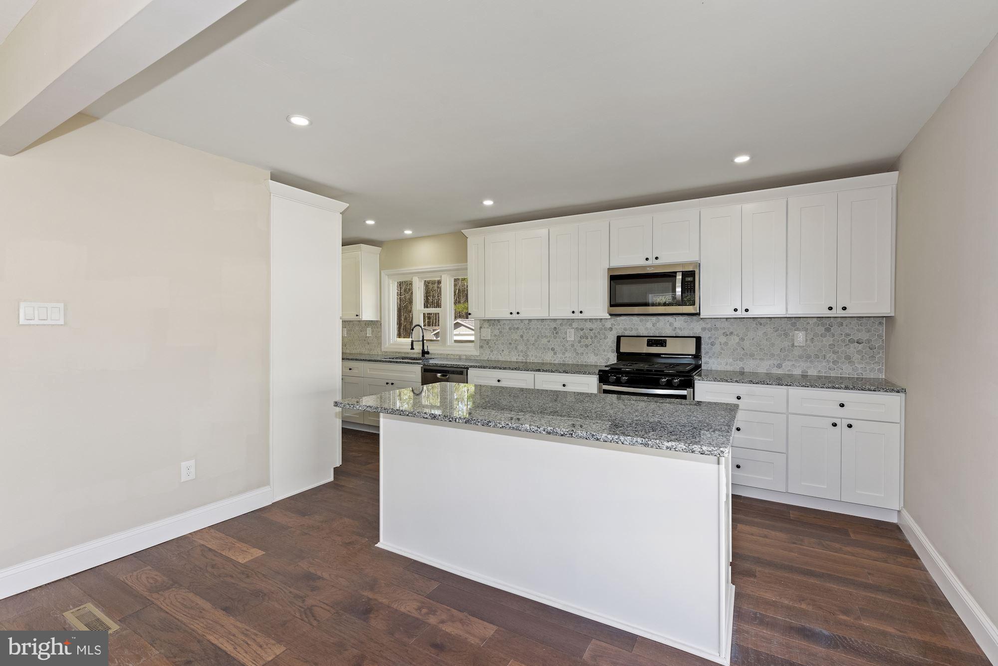363 Holly Road Marlton, NJ 08053 - Photo 6 of 47 Eat-In Kitchen