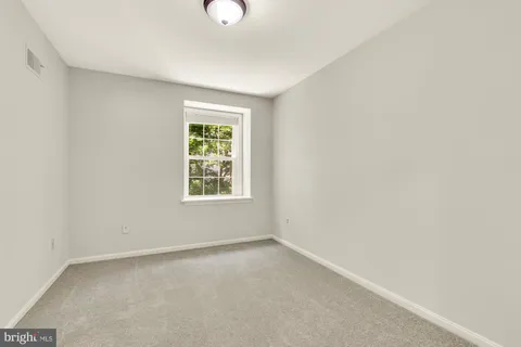$999,900 | 8 Sangamore Court, Bethesda, MD 20816