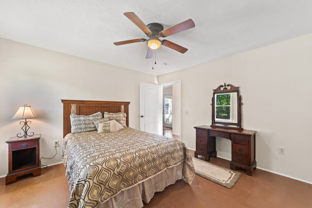 269 Outwater Lane Smoaks, SC 29481 - Photo 20 of 32 Photo 20