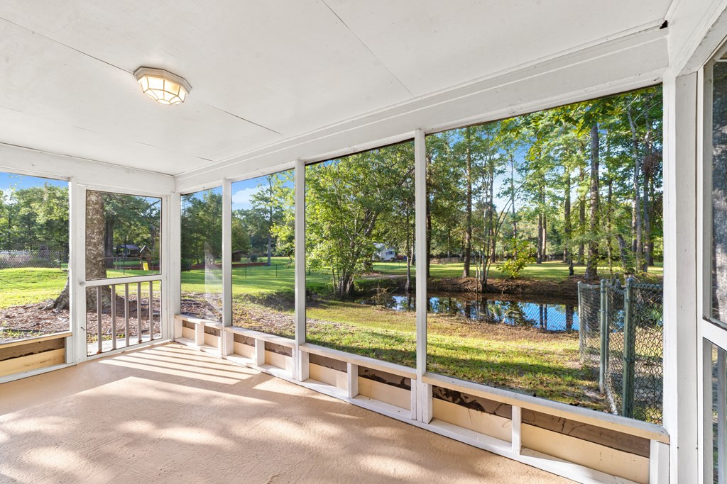 269 Outwater Lane Smoaks, SC 29481 - Photo 5 of 32 Photo 5