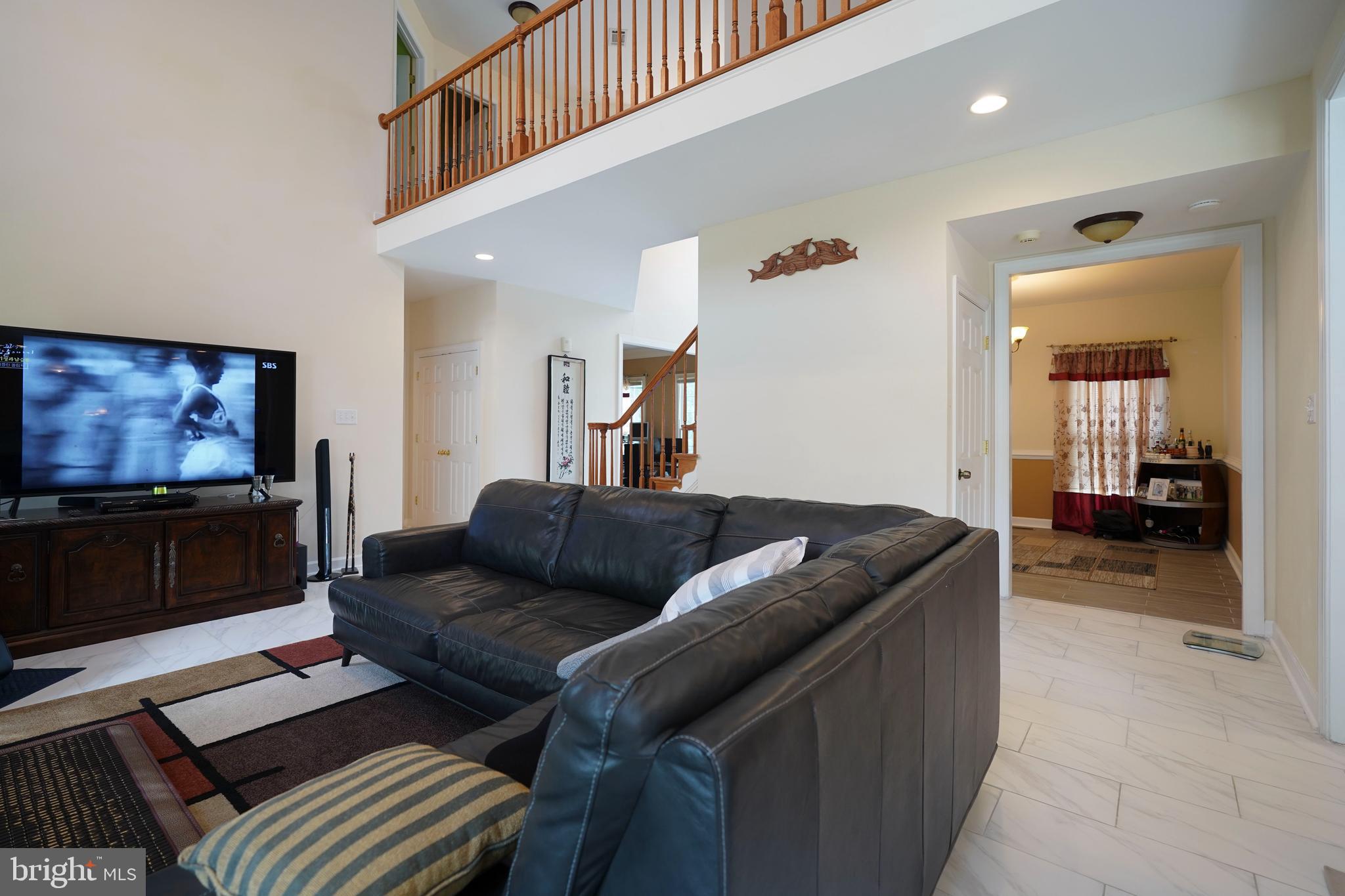 1030 Lindfield Drive Frederick, MD 21702 - Photo 5 of 50