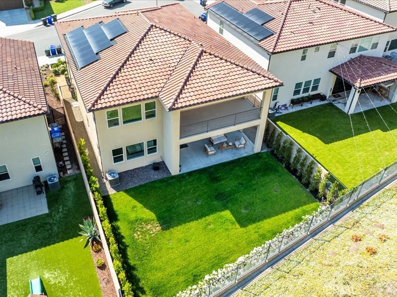 18814 Annmae Place Saugus, CA 91350 - Photo 5 of 57