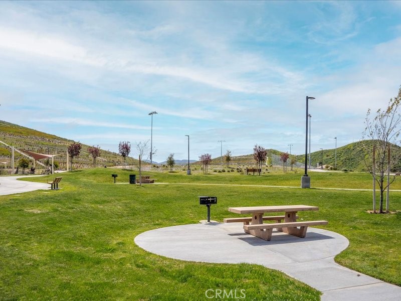 18814 Annmae Place Saugus, CA 91350 - Photo 54 of 57