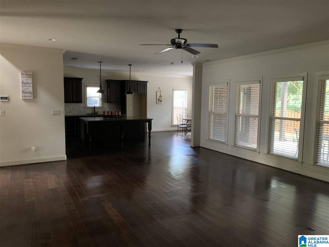 209 Dunrobin Cove Pelham, AL 35124 - Photo 3 of 15