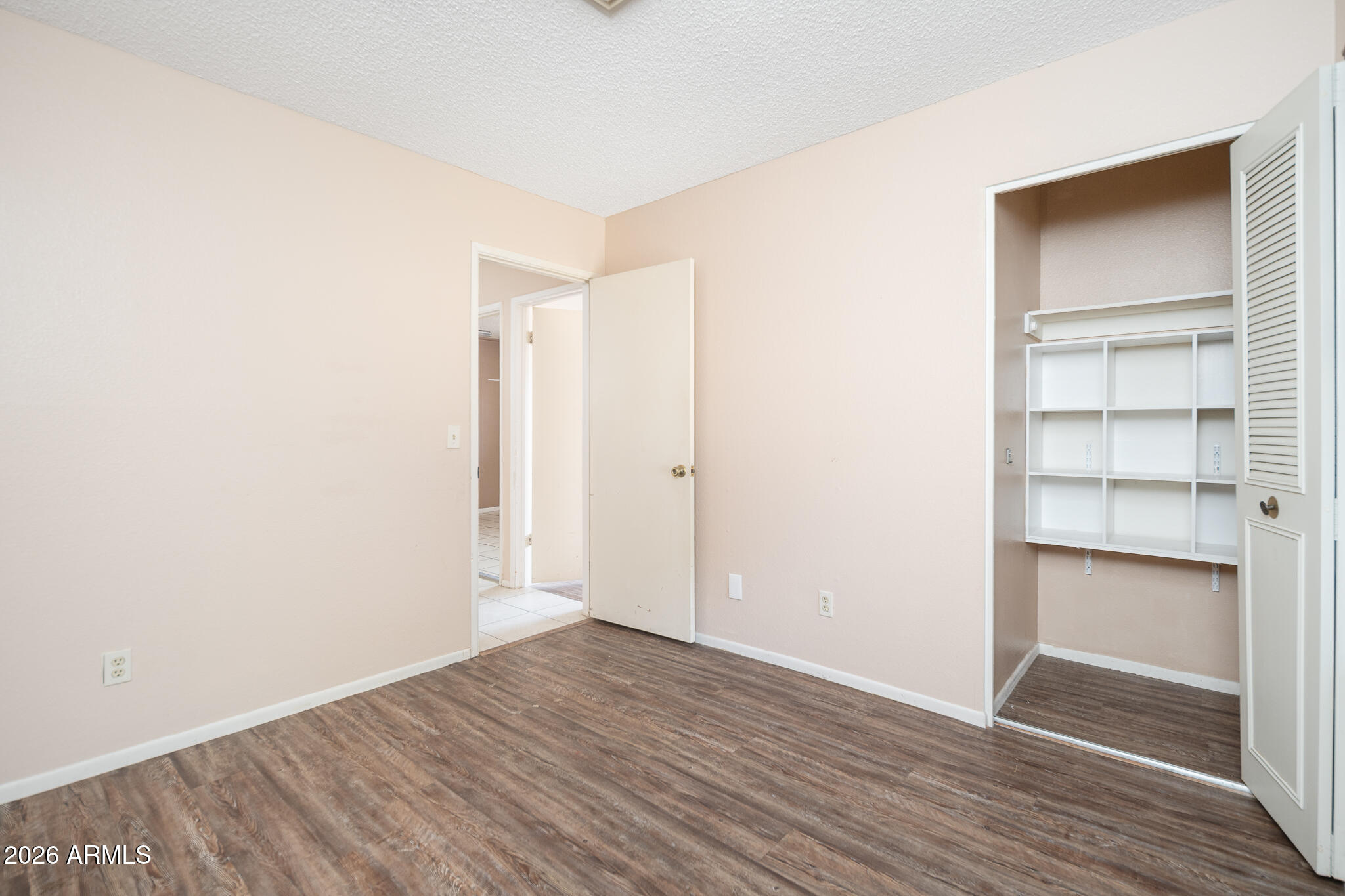 6432 West Grandview Road Glendale, AZ 85306 - Photo 17 of 38