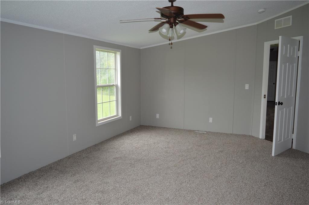 1105 Mission Road Danbury, NC 27016 - Photo 10 of 30 Gallery Image 10