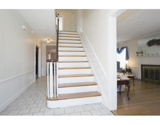 42 Oliver Road Belmont, MA 02478 - Photo 2 of 19 Gallery Image 2