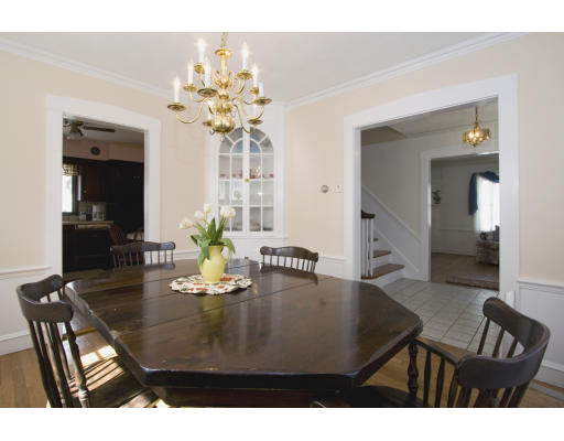 42 Oliver Road Belmont, MA 02478 - Photo 4 of 19 Gallery Image 4