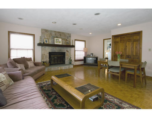 42 Oliver Road Belmont, MA 02478 - Photo 8 of 19 Gallery Image 8