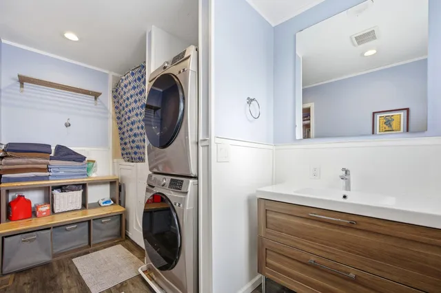 $325,000 | 11649 123rd Avenue South, Sabin, MN 56580