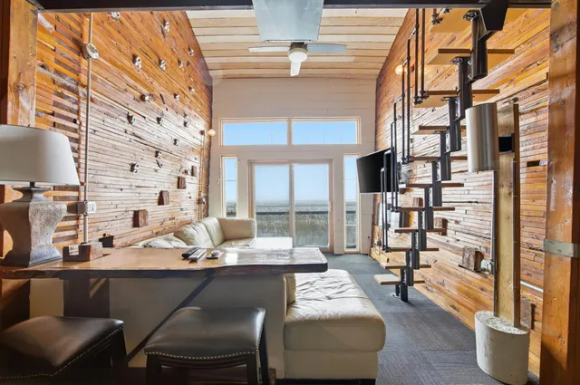 $325,000 | 11649 123rd Avenue South, Sabin, MN 56580