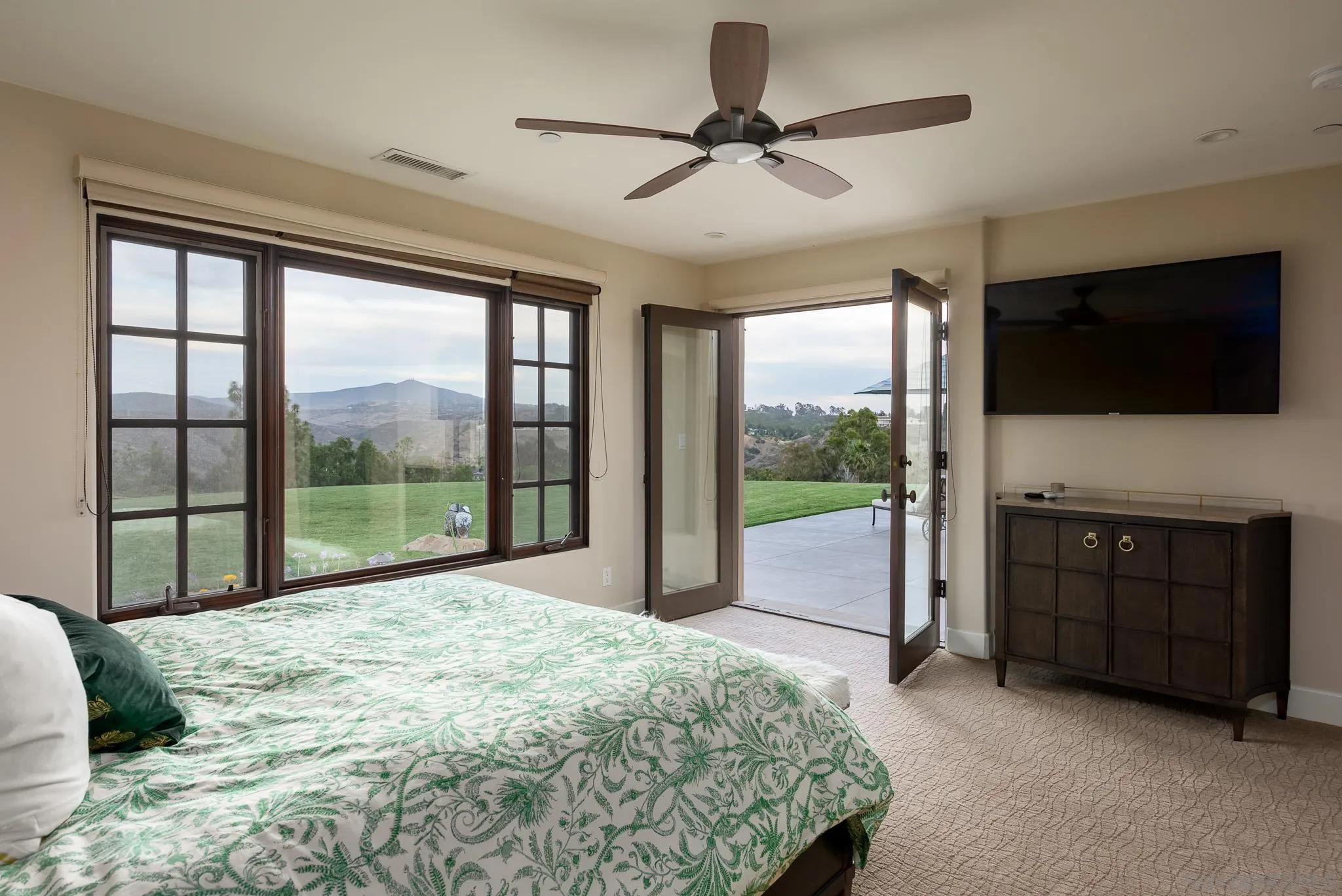 16738 Zumaque Street Rancho Santa Fe, CA 92067 - Photo 34 of 61