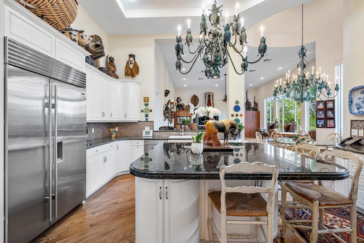 6027 Le Lac Road Boca Raton, FL 33496 - Photo 13 of 30 KITCHEN