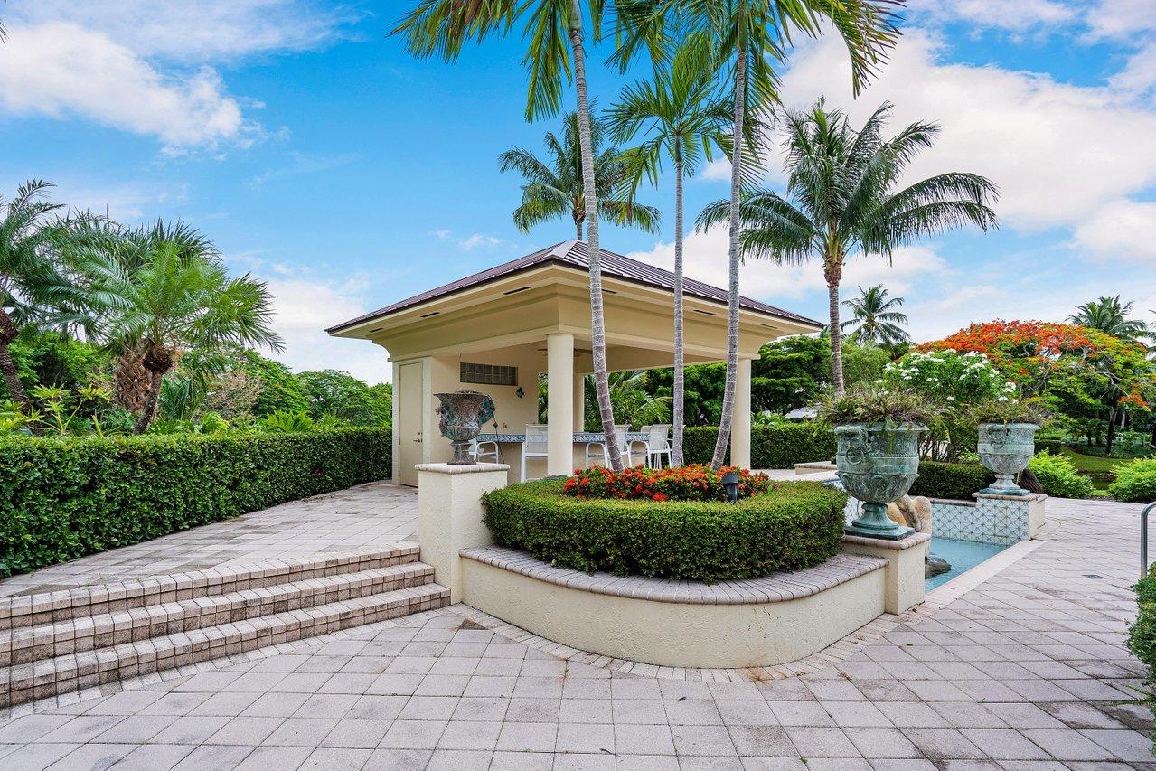 6027 Le Lac Road Boca Raton, FL 33496 - Photo 25 of 30 OUTDOOR KITCHEN