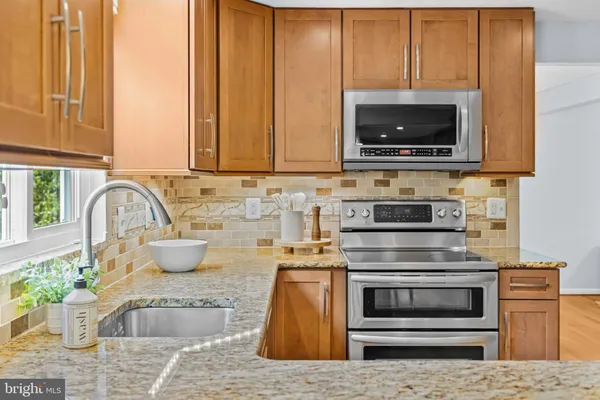 $800,000 | 342 Samantha Drive, Sterling, VA 20164