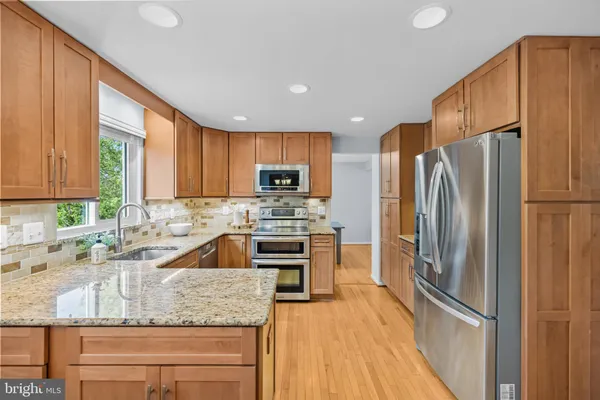 $800,000 | 342 Samantha Drive, Sterling, VA 20164