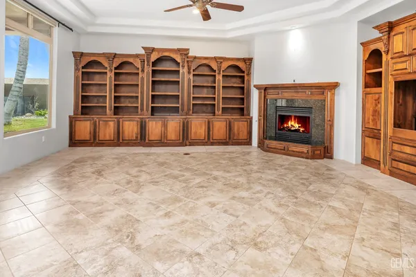 $979,000 | Undisclosed Address, Bakersfield, CA 93312