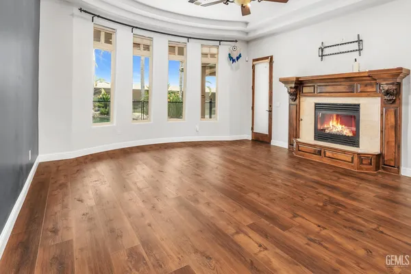 $979,000 | Undisclosed Address, Bakersfield, CA 93312