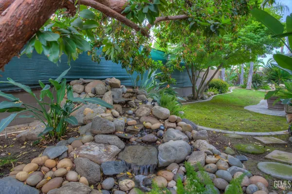 $979,000 | Undisclosed Address, Bakersfield, CA 93312