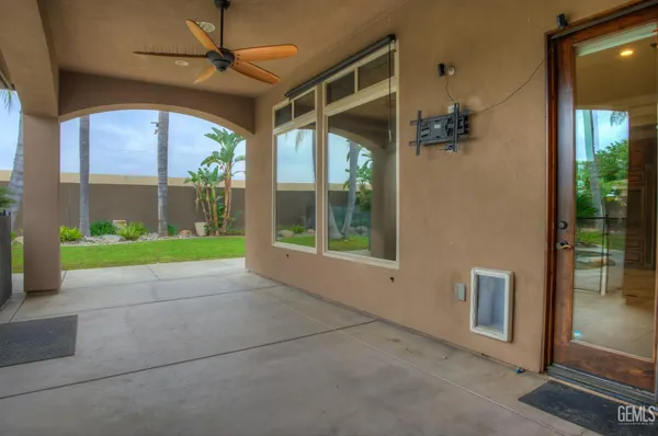 $979,000 | Undisclosed Address, Bakersfield, CA 93312