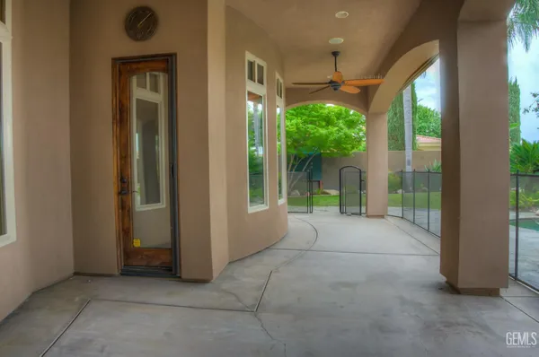 $979,000 | Undisclosed Address, Bakersfield, CA 93312