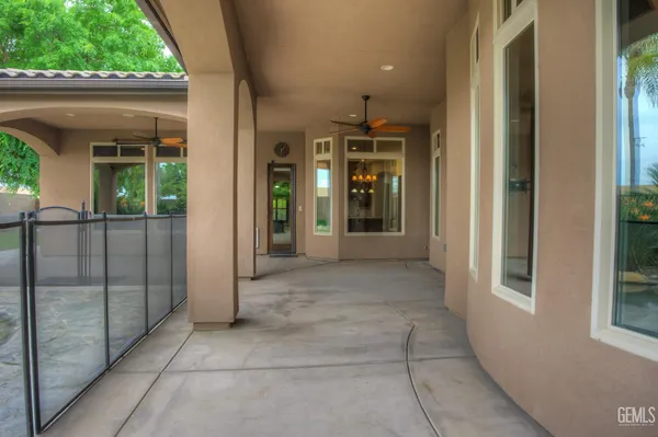 $979,000 | Undisclosed Address, Bakersfield, CA 93312