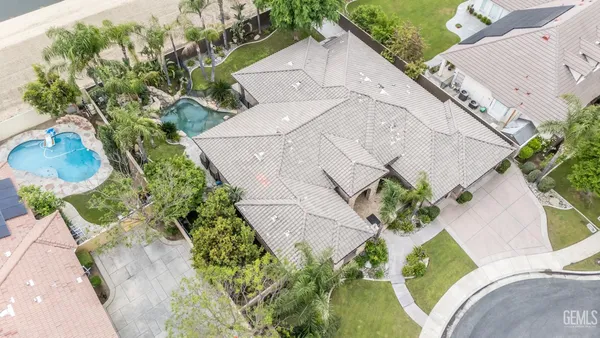 $979,000 | Undisclosed Address, Bakersfield, CA 93312