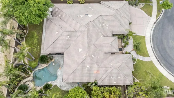 $979,000 | Undisclosed Address, Bakersfield, CA 93312