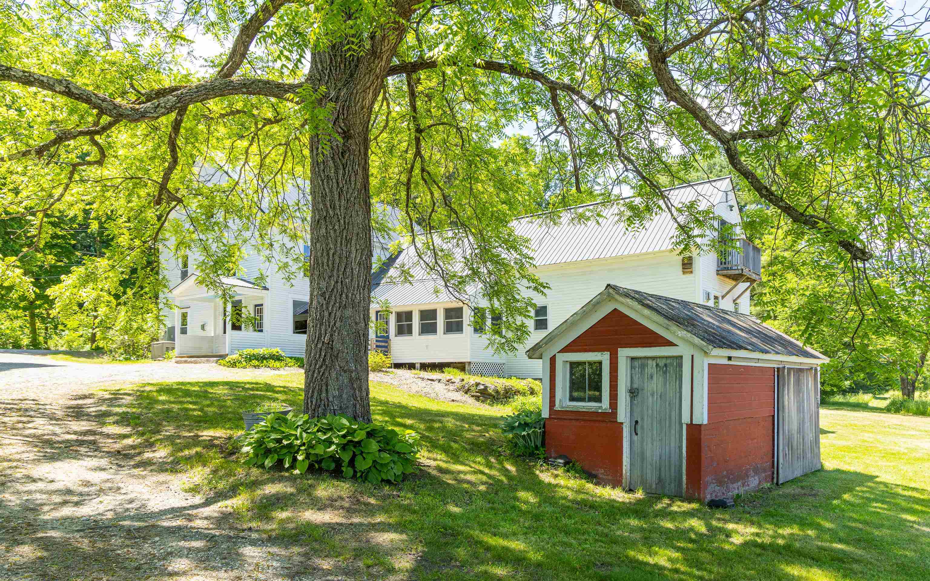 218 Depot Road Newfane, VT 05362 - Photo 4 of 60