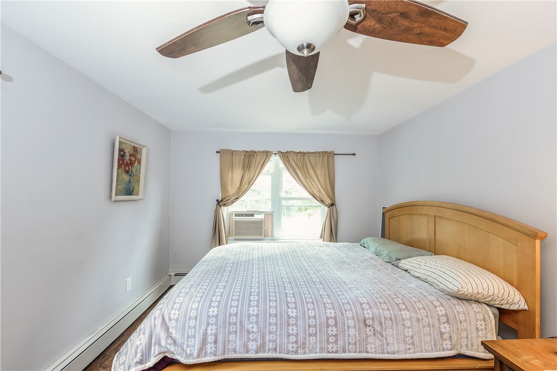 1567 West Main Road Middletown, RI 02842 - Photo 12 of 20