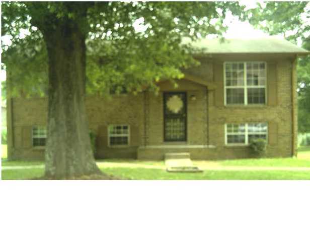 1421 Carousel Road Chattanooga, TN 37411 - Photo 1 of 1 Primary Photo