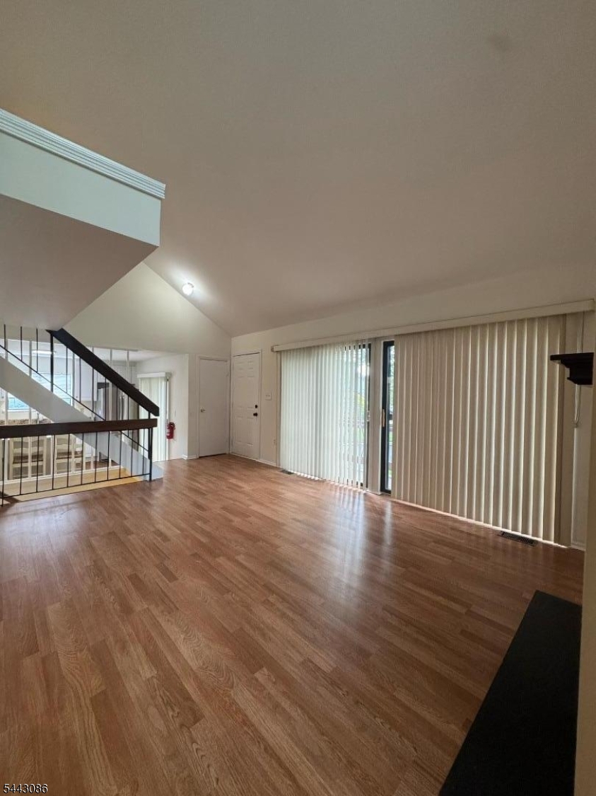 82 Sycamore Court Bernards, NJ 07920 - Photo 3 of 17