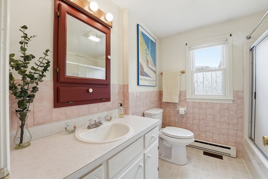 37 River Road Deerfield, MA 01373 - Photo 16 of 29