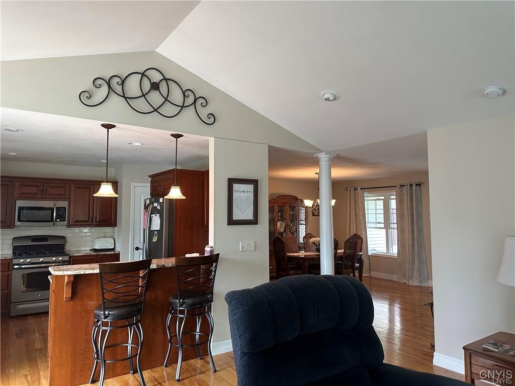 318 Middle Drive Lenox, NY 13032 - Photo 17 of 34