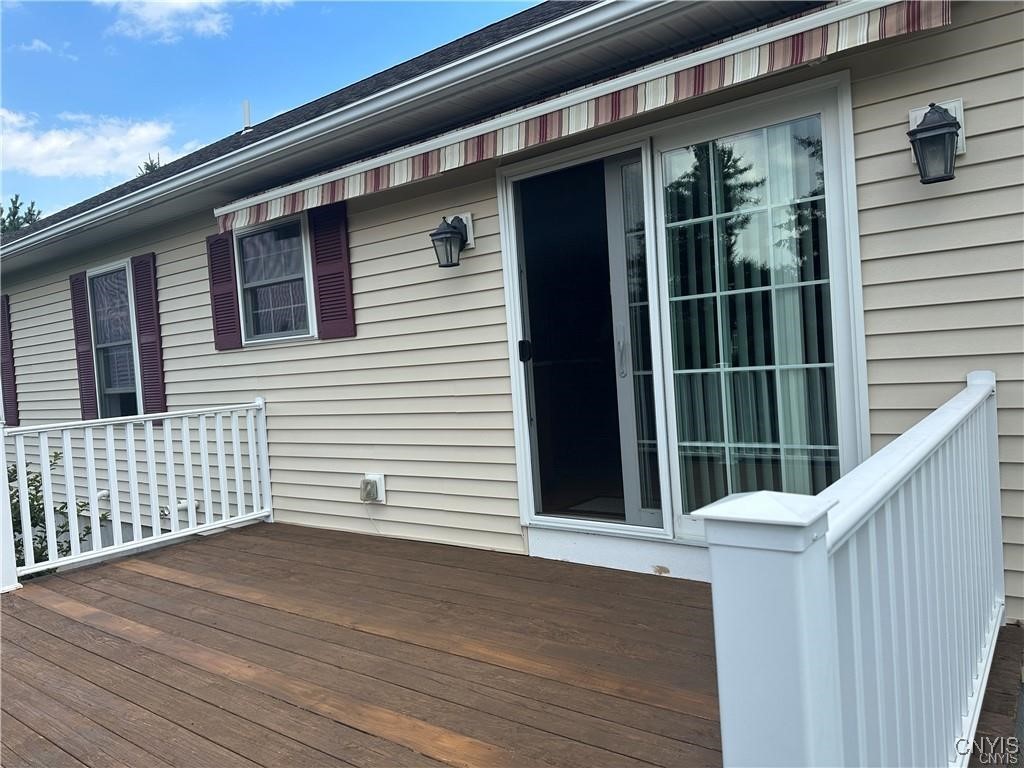 318 Middle Drive Lenox, NY 13032 - Photo 7 of 34