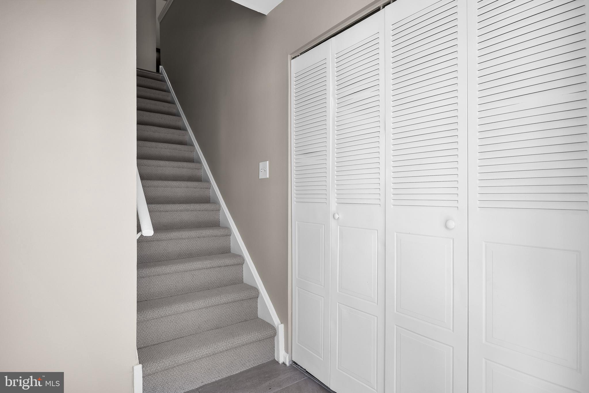620 Covington Court Sewell, NJ 08080 - Photo 4 of 26 a view of entryway with stairs