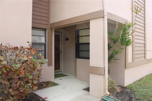 $2,000 | 3982 Mermoor Drive, Palm Harbor, FL 34685